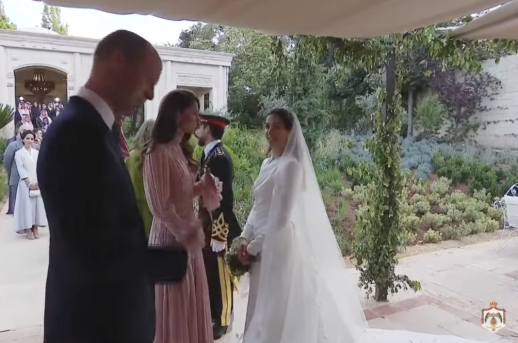 Prince William caught telling talkative Kate Middleton to hurry at Jordan royal wedding